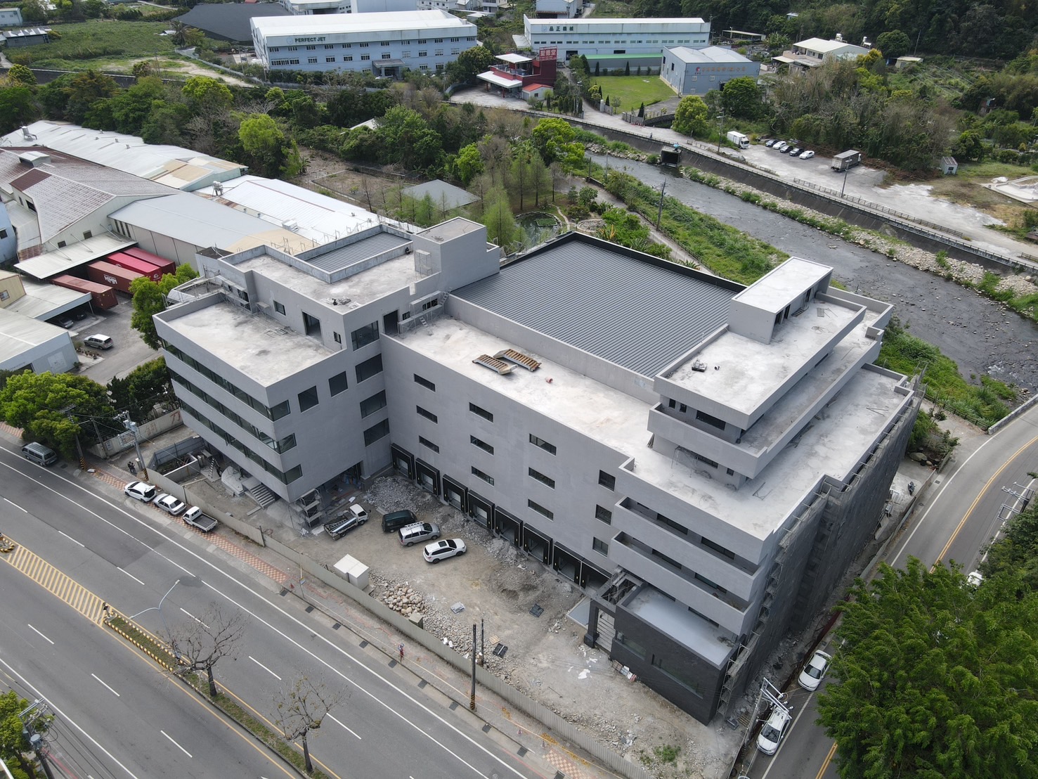 1000坪以上的理貨包裝空間